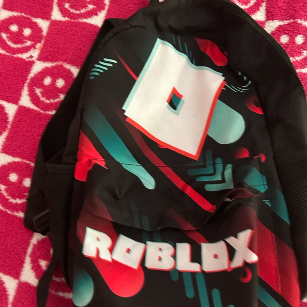 a roblox/tiktok backpack!